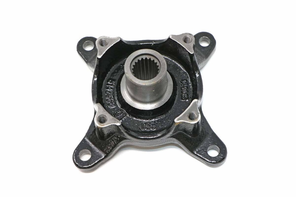 [7016453] Hub, wheel, 4wd, mach 7016453